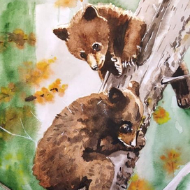 Медвежата в осеннем лесу