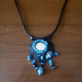 В синем море