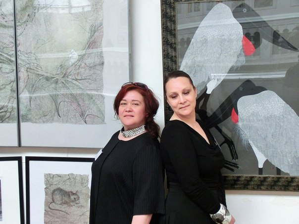 "СПб.Союз художников"(2012г.)Я и Екатерина Чубич на фоне своих работ.