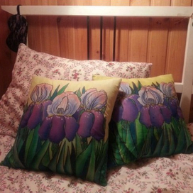 Подушки"ирисы"