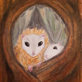 Мышка с мышонком в дупле