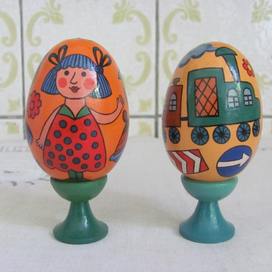 деревянные яйца в детском стиле