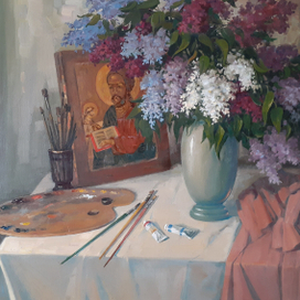 Натюрморт с иконой.