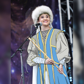 Девушка в этническом костюме