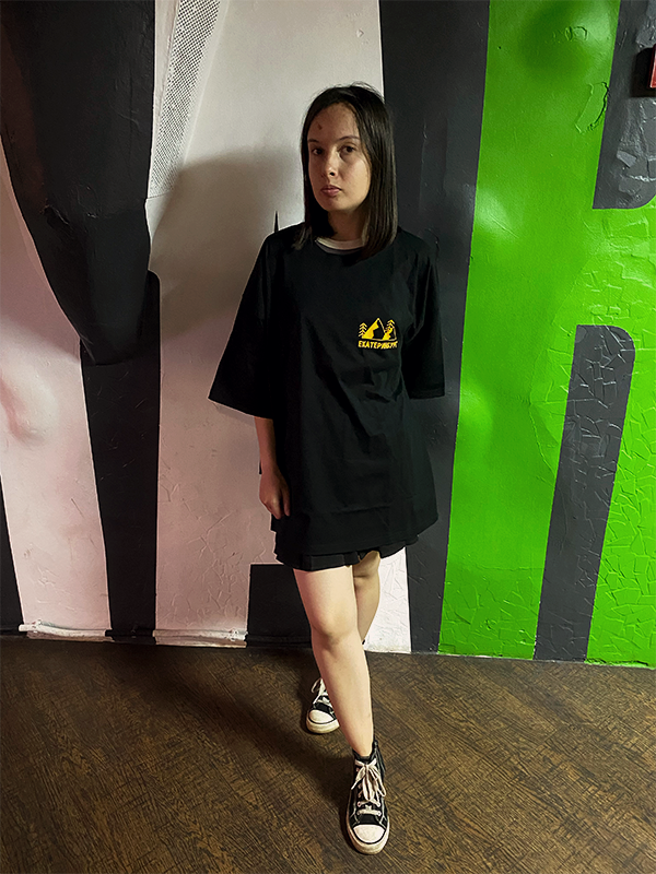 Дизайн футболок для группы путешественников