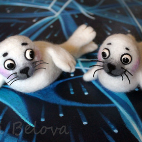 Два нерпёнка