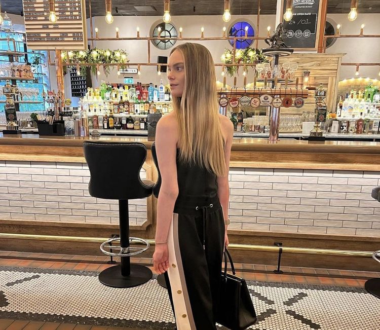 05 15 27 1654000071534307106