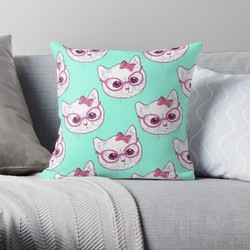 Подушка с кошками в скетч стиле