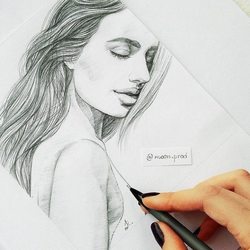 Соня Есьман, портрет