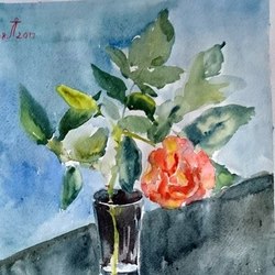 Роза в стеклянной вазе