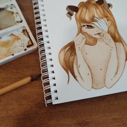 Девочка с рожками