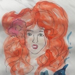 Рыжая девушка