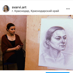 Портрет девушки с гулькой