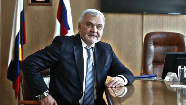 Энциклопедия знаменитых людей и популярных компаний