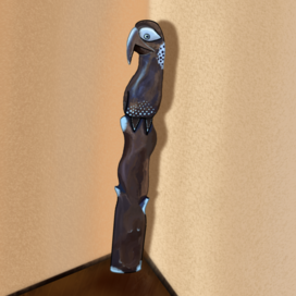 Деревянный попугай