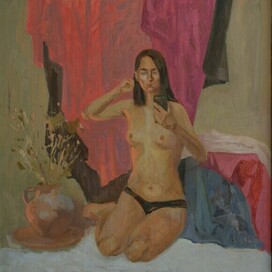 Девушка с телефоном