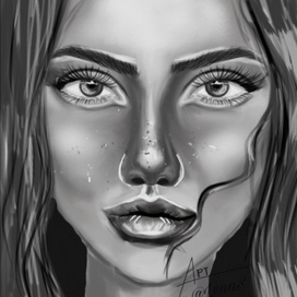 Чёрное - белая девушка