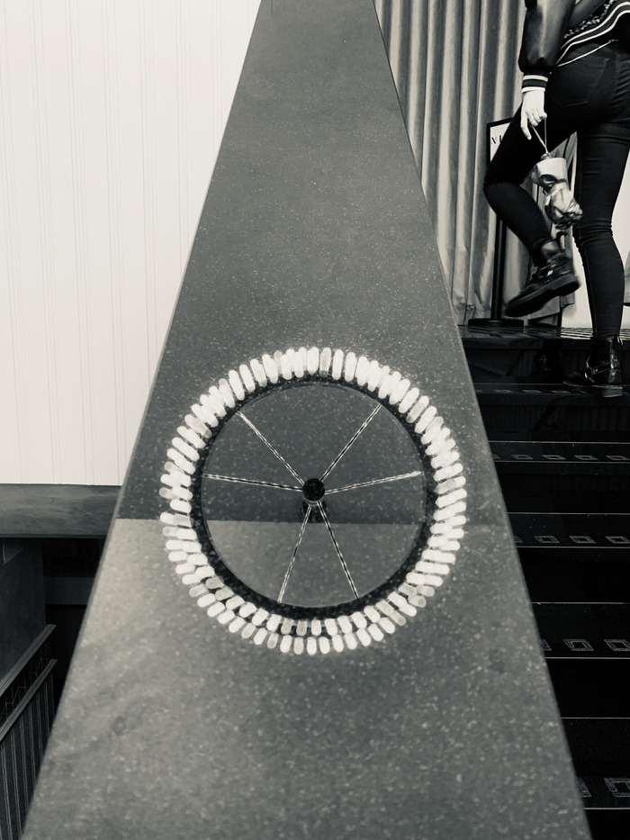 Иллюстрация 140 Солнц | Illustrators.ru