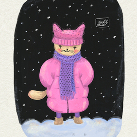 Кошка прогуливается зимой