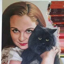 Портрет профессиональными карандашами 