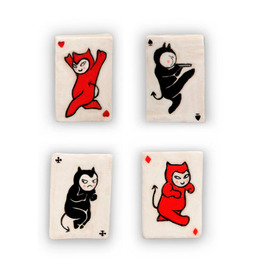 Пины с чертятами 