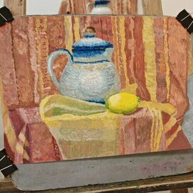 Натюрморт кувшин с лимоном.