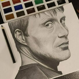 Портрет Мадса Миккельсена