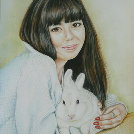 Портрет девушки с кроликом