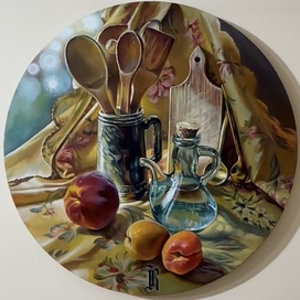 натюрморт с золотыми ложками