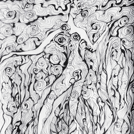 по траве босая