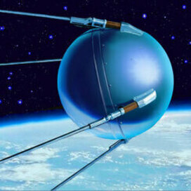 Первый спутник Земли