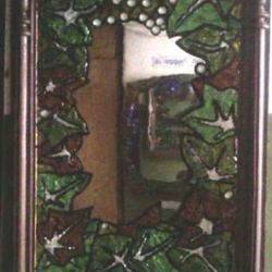 Зеркало, декорированное битым стеклом (ручная работа)