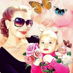 мила с мамой