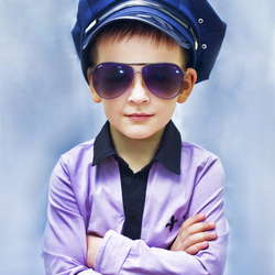 Мальчик-полицейский