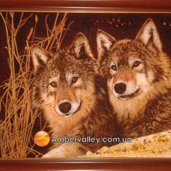 Картины янтарные - Волки