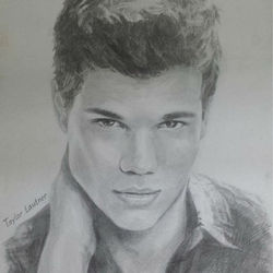 Taylor Lautner