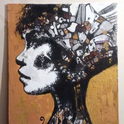 Девушка № 2