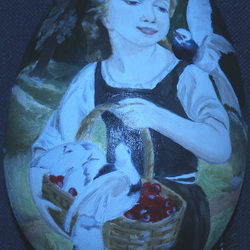 Картина на большом деревянном яйце