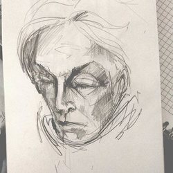 Женщина в метро