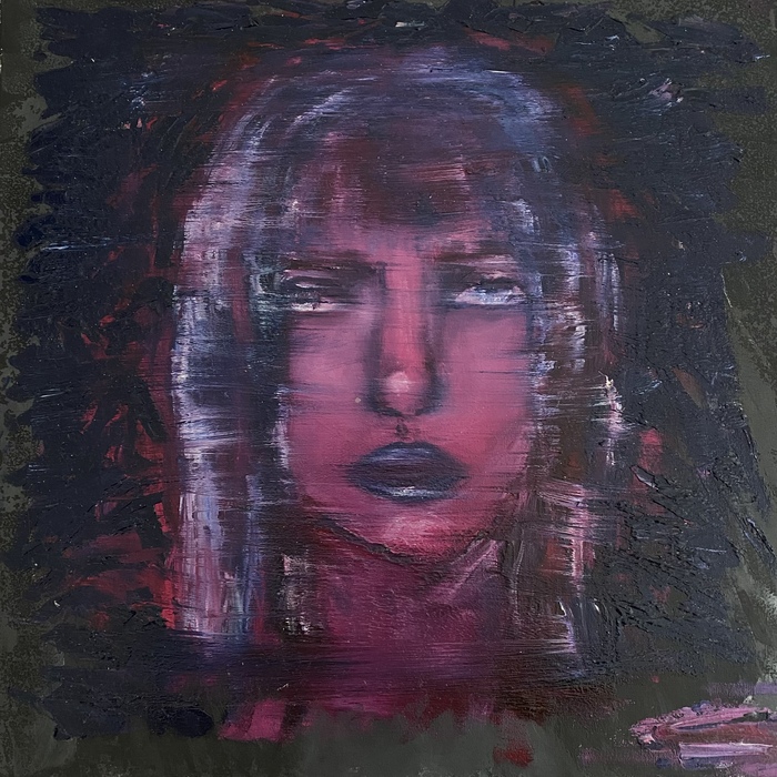 Девушка загадка