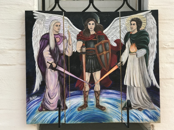 "Под защитою небес"