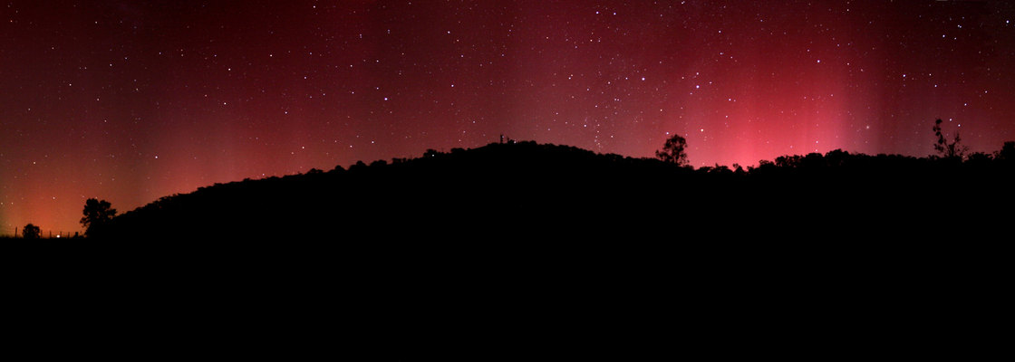 Main aurora australis panorama