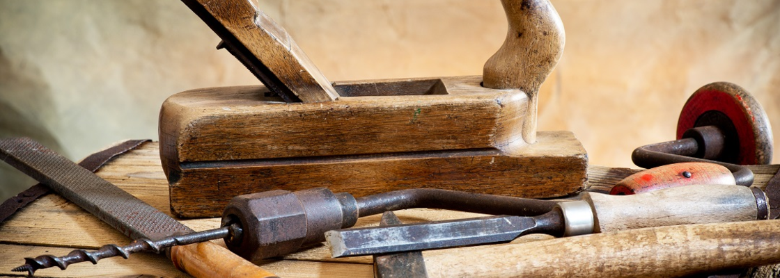 Main krovat iz dereva svoimi rukami 30